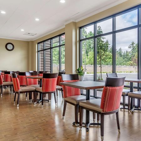 Comfort Inn & Suites Lakewood By Jblm Esterno foto